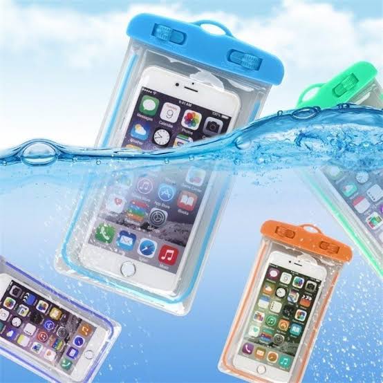 Universal Waterproof Mobile Phone Pouch | Protects Against Water